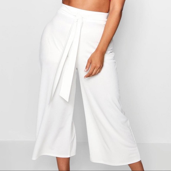 like an angel Pants - Plus size White Capri culottes